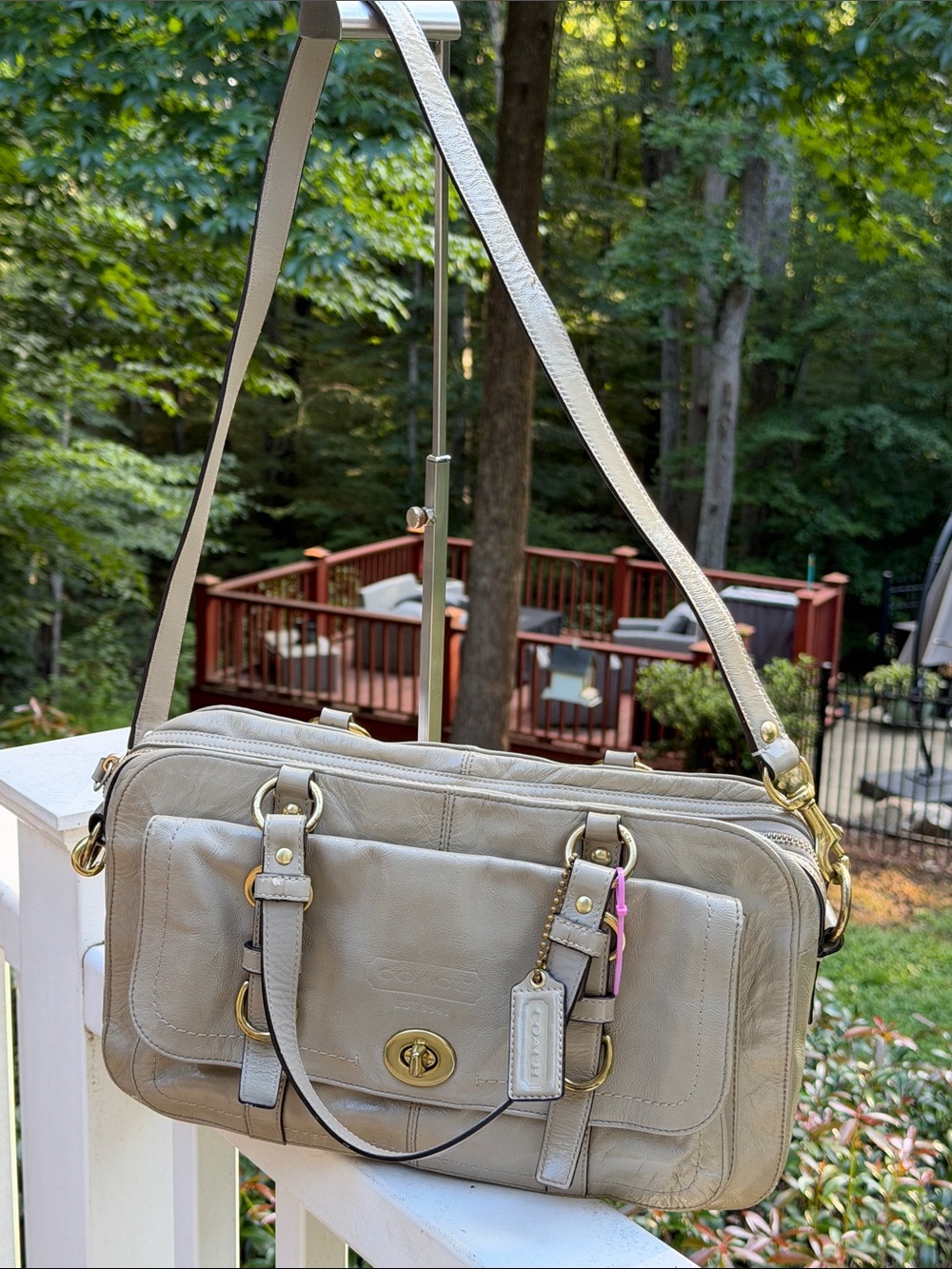 COACH Chelsea Putty Color Patent Leather Satchel Bag #F14030. GUC XBY strap incl
